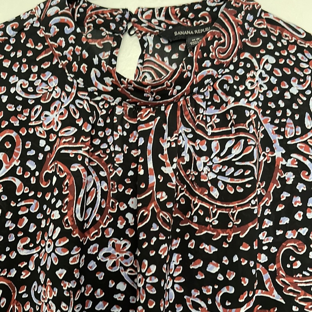 BANANA REPUBLIC. Size XS. Floral - Picture 2 of 6